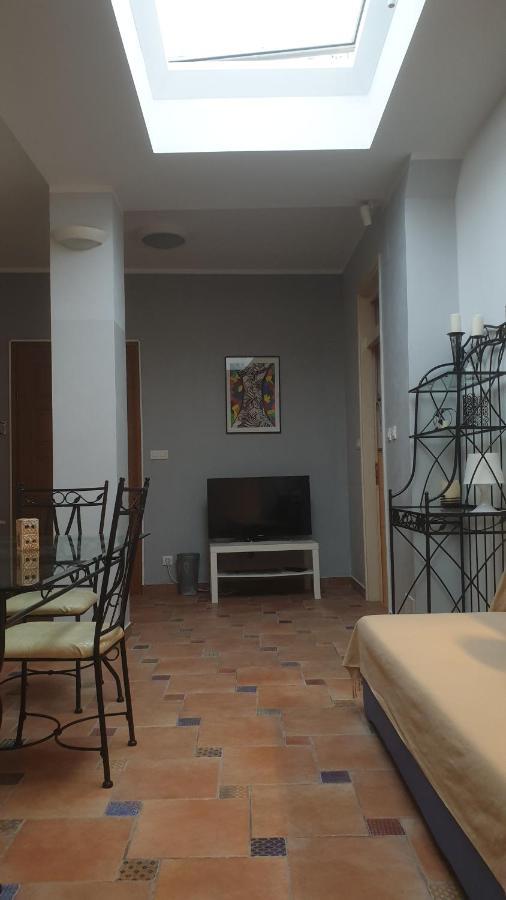 Apartmani N.May'S Karlovac Exterior photo